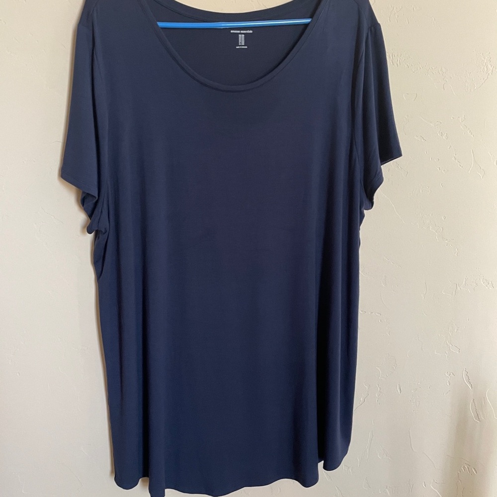 Relaxed Scoop Neck Women's Top in Navy